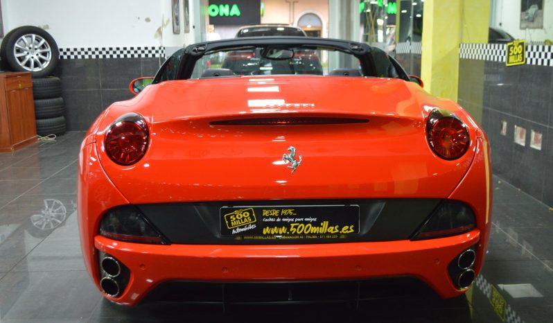FERRARI CALIFORNIA 4.3 V8 – 460 CV completo