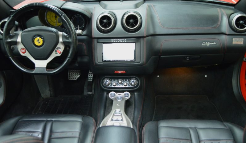 FERRARI CALIFORNIA 4.3 V8 – 460 CV completo