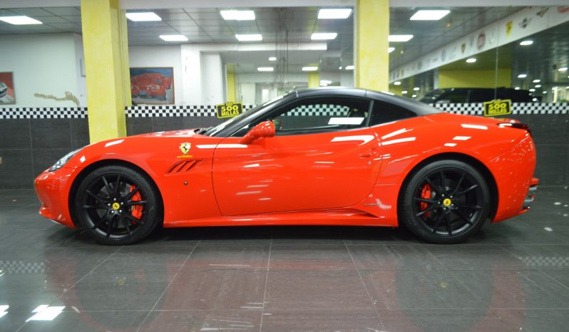 FERRARI CALIFORNIA 4.3 V8 – 460 CV completo