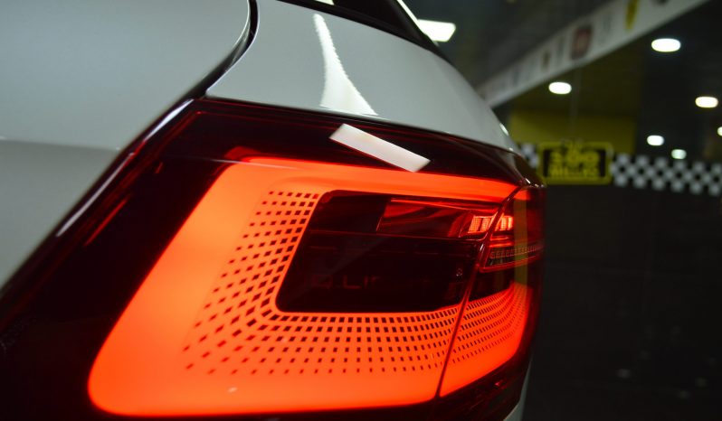 VW GOLF VIII GTI – 2.0 TSI completo