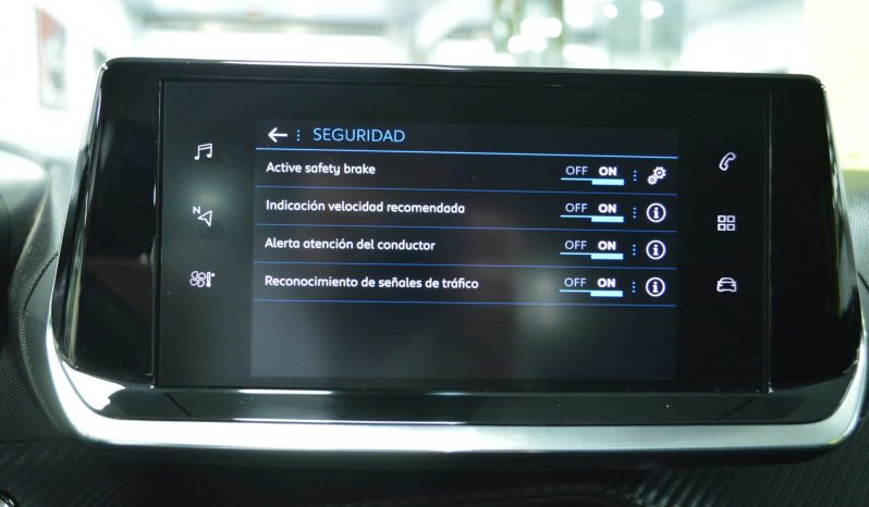 PEUGEOT 2008 ALLURE 130 S&S completo