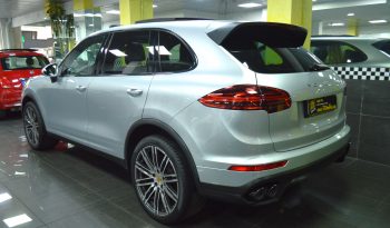 PORSCHE CAYENNE 3.0 D completo