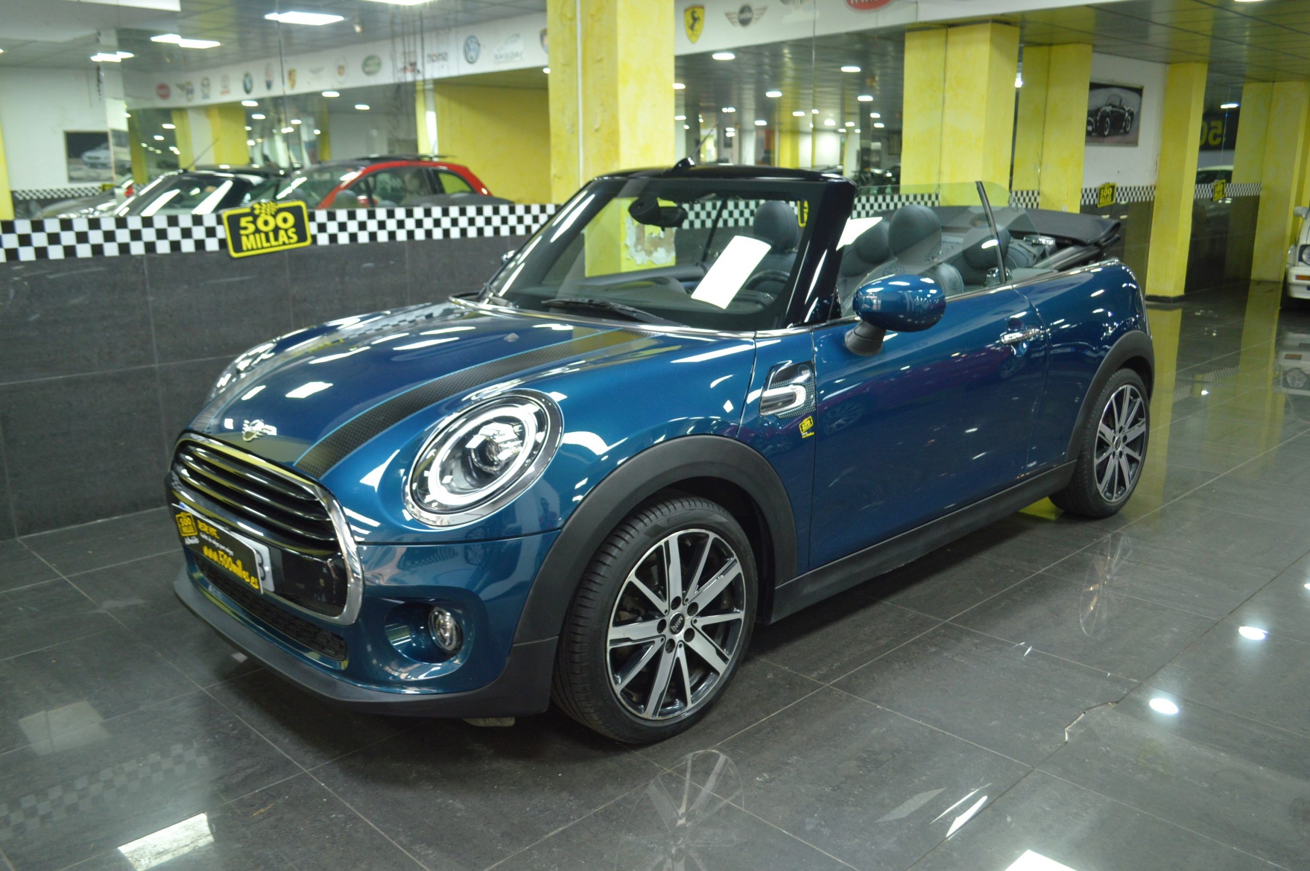 MINI COOPER CABRIO «SIDEWALK»