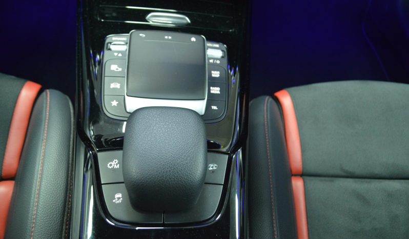 MERCEDES-BENZ A 45 S AMG 4MATIC 421CV completo