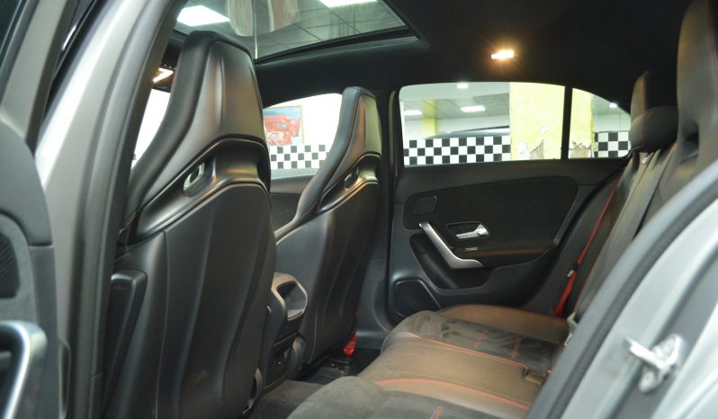 MERCEDES-BENZ A 45 S AMG 4MATIC 421CV completo